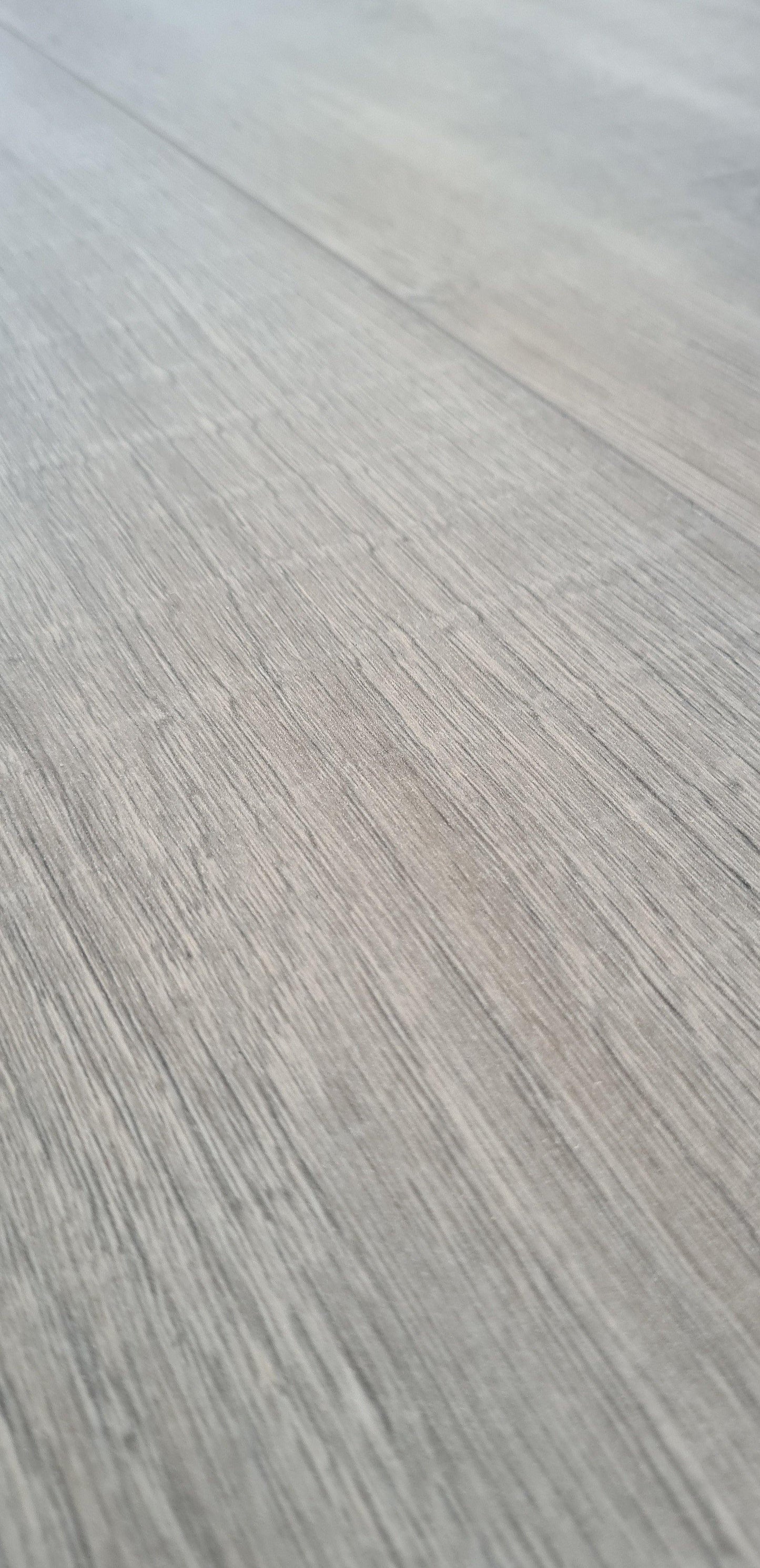 Lakeside Eiken licht Grijs 05 - BRANDFLOORS